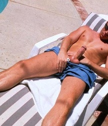 Working on His Tan 594f388802705.jpg