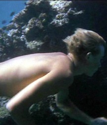 Naked Underwater 5955143ebc488.jpg