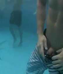 Naked Underwater 59551537b75c6.jpg