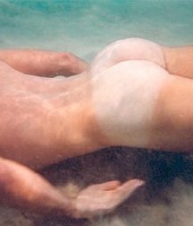 Naked Underwater 5955157ae18fc.jpg