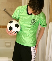 Lance Cleans Up 596c3c83eed6b.jpg