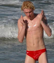More Non-Nekkid Beauties 597525c1df0bb.jpg