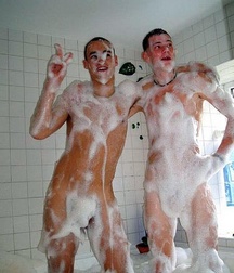 Wet Boyz 5999c8dfcc081.jpg