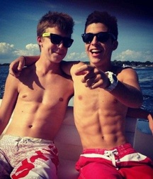 Boys on Boats 59a7753d2e9f7.jpg