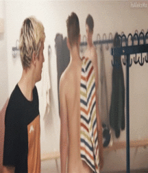More Gifmania 59dbbdb0410f8.gif