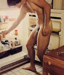 Naked in the Kitchen 59f554b4e4dee.jpg