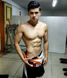 Shirtless and Sexy (Non-Nude) 59fa86e789099.jpg