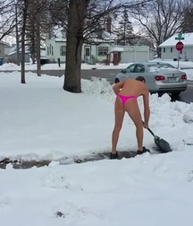 Wanking in a Winter Wonderland 5a1b4fc676a3f.jpg