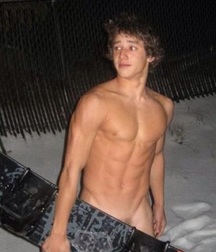 Wanking in a Winter Wonderland 5a1b4ffd8f7f1.jpg