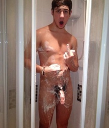 Twinky Shower Time 5a321abe4d69e.jpg