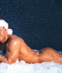 Santa is Cumming 5a3e6f244a783.jpg