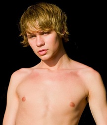 Tommy Anders Homage 5a526af29467a.jpg