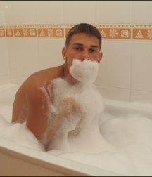 Ton Takes a Bath 5a714b3c82fc5.jpg