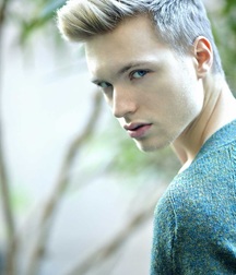 He's Got the Look (Non-Nude) 5a7e5dd43d3f2.jpg