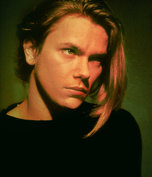 Remembering River Phoenix 5a7f4edc72ebb.jpg