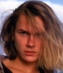 Remembering River Phoenix 5a7f4f06d6e92.jpg