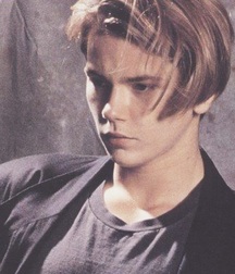 Remembering River Phoenix 5a7f4f1dd7a1c.jpg