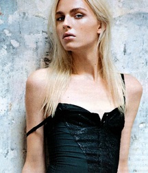 Androgynous Andrej Pejic 5a8a705a4cd05.jpg