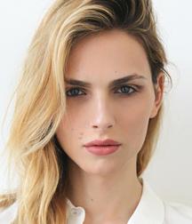 Androgynous Andrej Pejic 5a8a7062a46b2.jpeg