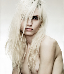 Androgynous Andrej Pejic 5a8a7066d1583.jpg