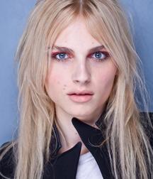 Androgynous Andrej Pejic 5a8a7074e061a.jpg