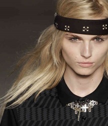 Androgynous Andrej Pejic 5a8a70883a64f.jpg
