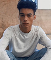 He's Got The Look (Non-nude) 5a8f072329b10.jpg