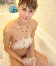 Splish Splash I Was Taking' A Bath 5aade186a8dd0.jpg