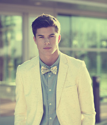 Suit Up 5ab48b2b9fb6a.jpg