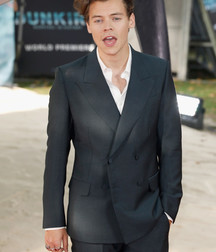 Suit Up 5ab48f3cd903c.jpg