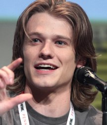 Lucas Till 5ac8693aa1564.jpg