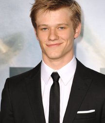 Lucas Till 5ac86946940ed.jpg