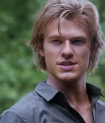 Lucas Till 5ac8696f921ba.jpg