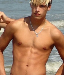 Sexy in Summer (non-nude) 5af68b297c566.jpg