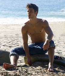 Sexy in Summer (non-nude) 5af68b30dc2bb.jpg