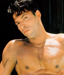 Brad Stone 5b10d6224dd8f.jpg