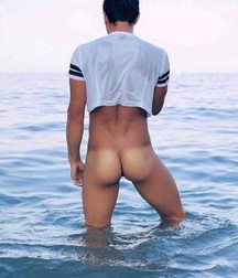 Summer Bums 5b19aedd0e17e.jpg