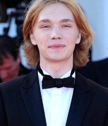 Charlie Plummer 5b1e09a208eff.jpg