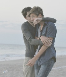 Boys in Love (Non-nude) 5bc221c0ea287.jpg