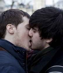 Boys in Love (Non-nude) 5bc221c707942.jpg