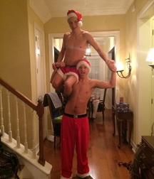 Make the Yuletide Gay 5c0c86a85ea5e.jpg