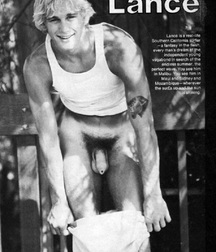 Vintage Black and White Gayporn 5c560e3b64578.jpg