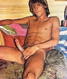 Retro Cock-Pullers 5c72353b4c4f5.jpg