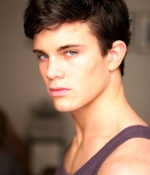 Young Male Beauty (Non-nude) 5c74dd5df1928.jpg
