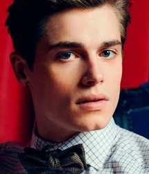 Young Male Beauty (Non-nude) 5c74dd9925c0b.jpg
