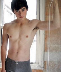 Young Male Beauty (Non-nude) 5c74ddebf10a1.jpg