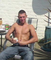 Amateur Lads 5e8d80fe5dcb6.jpeg