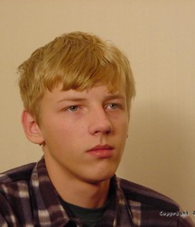 Uploaded by:Kaleun 585082c5ca2b6.jpg