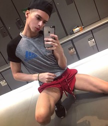 He’s so good twink gay tube 60b4ade161283.jpg