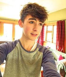 He’s so good twink gay tube 60b4adfbb0259.jpg